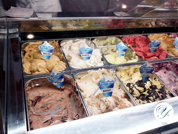 Bernina: Glaces de qualité chez Bernina, glacier à Alger